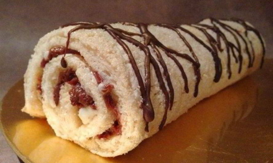 Рецепт очень быстрого рулета с джемом к чаю