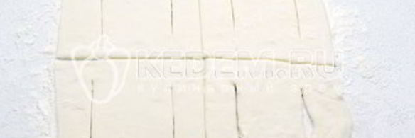 расстегаи с черничным джемом