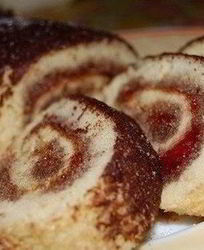 Рулет с джемом к чаю за 15 минут