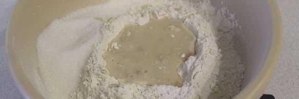 ванильные сдобные булочки с джемом