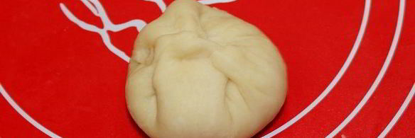 ванильные сдобные булочки с джемом