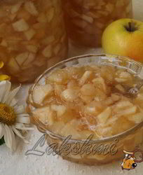 Яблочный джем с карамелью