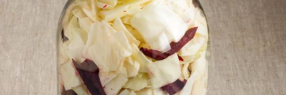 капуста кусками со свеклой на зиму