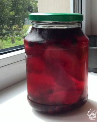 Грушево-черноплодный компот