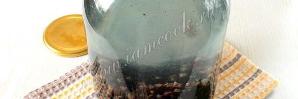 компот из черной смородины на зиму