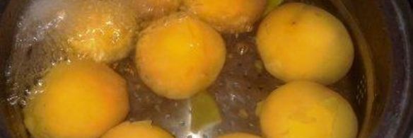 компот из персиков в сливовой заливке