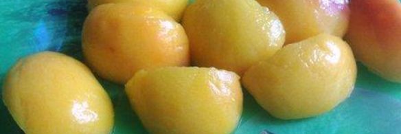 компот из персиков в сливовой заливке