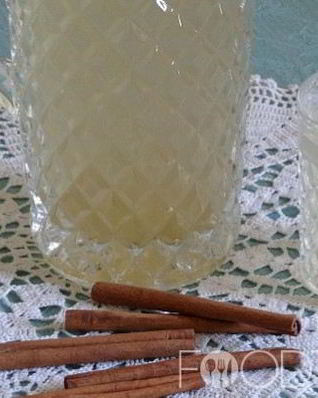 Компот из ревеня и яблок