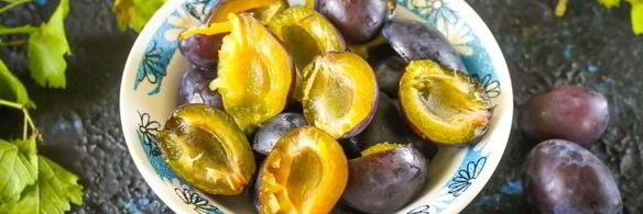 компот из винограда и слив на зиму