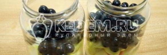 компот из яблок и черной смородины