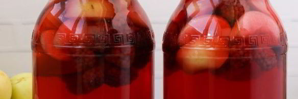 компот из яблок и ежевики на зиму