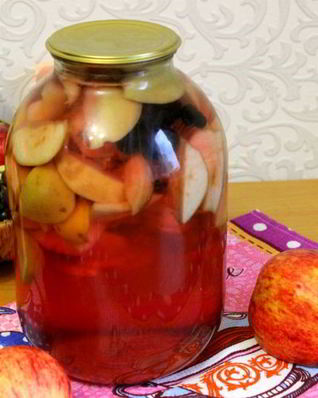 Яблочный компот с черноплодкой на зиму