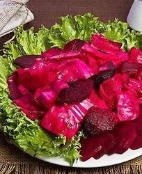 Квашеная капуста со свеклой