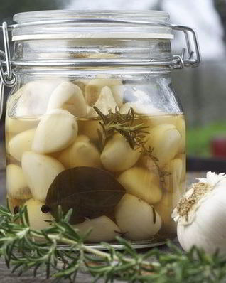 Квашеный чеснок