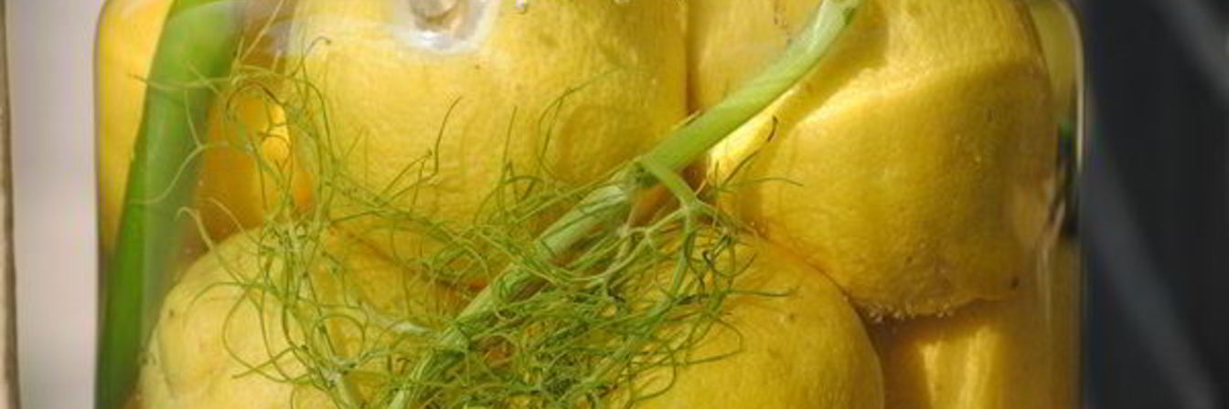 Квашеные лимоны с чесноком