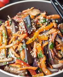 Баклажаны маринованные с чесноком и морковью на зиму