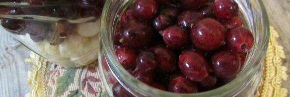 чеснок маринованный с крыжовником