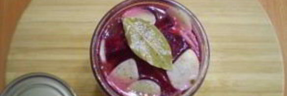маринованная капуста со свеклой