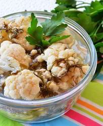 Маринованная цветная капуста в микроволновке