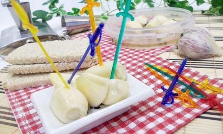 Рецепт маринованного чеснока