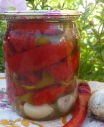 Маринованный горький перец