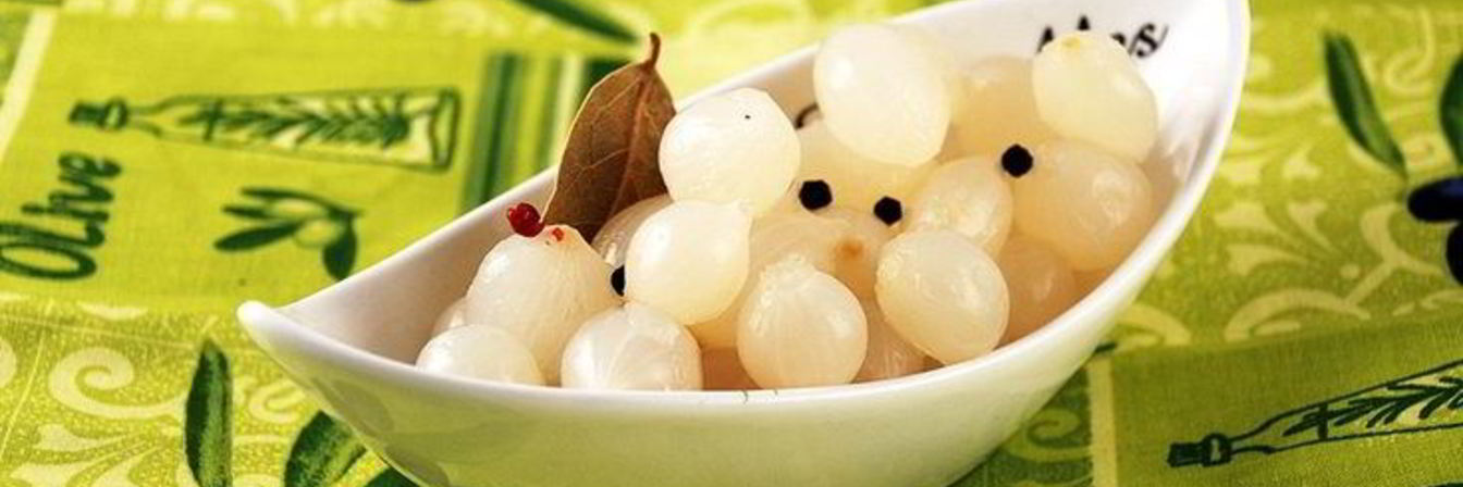 Маринованный в уксусе лук на зиму