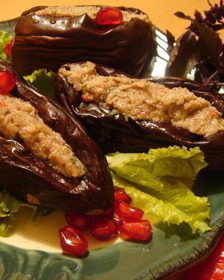 Маринованные баклажаны с ореховой начинкой