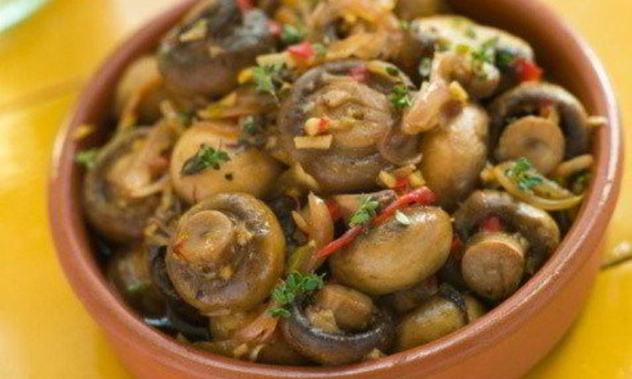 Рецепт маринованных шампиньонов в оливковом масле с эстрагоном и петрушкой