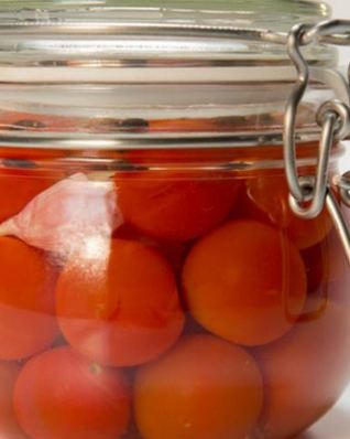Маринованные томаты черри