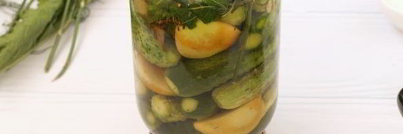 огурцы, маринованные с яблоками без стерилизации