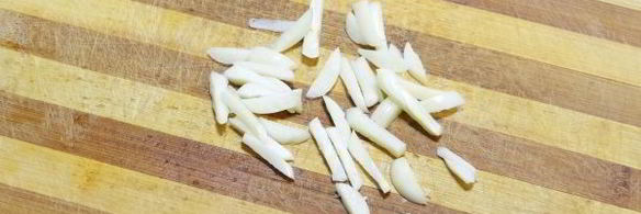 помидоры, квашенные с чесноком и зеленью