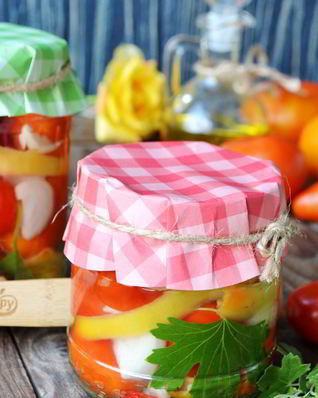 Помидоры пальчики оближешь