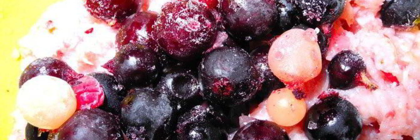 Приправа из хрена с клюквой и фейхоа