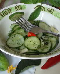 Малосольные огурцы к обеду