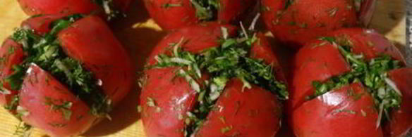 малосольные помидоры с зеленью