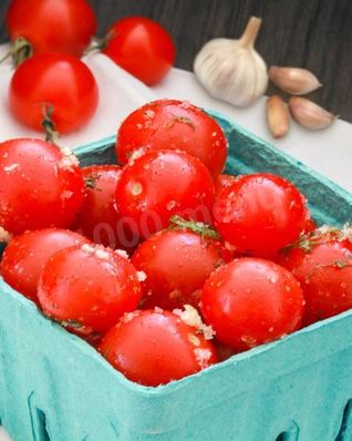 Малосольные помидоры в пакете