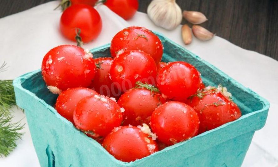 Рецепт малосольных помидоров в пакете
