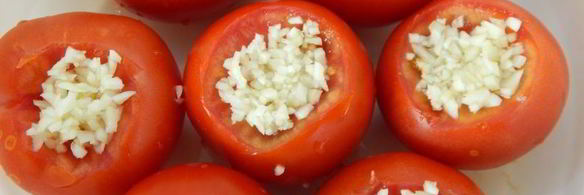 помидоры малосольные с чесноком