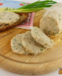 Сало, перекрученное с чесноком