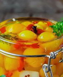 Соленые помидоры на зиму в банках