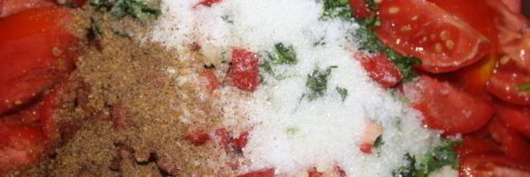 томаты с кинзой на зиму