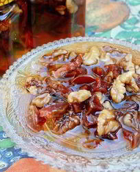 Айвовое варенье с орехами