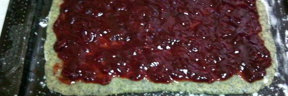 маковые квадратики с вареньем