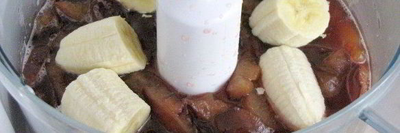 сливовое варенье с бананами и орехами