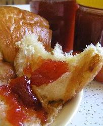 Сливовое варенье с ядрами