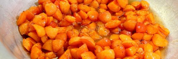 варенье из абрикосов с ядрышками из косточек на зиму