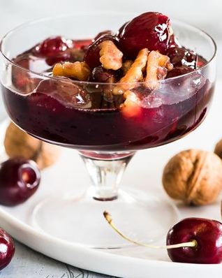 Варенье из черешни с грецким орехом