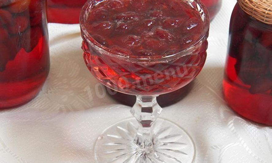 Рецепт варенья из кизила с косточками на зиму