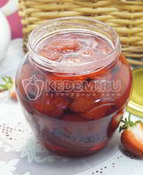 Варенье из клубники с целыми ягодами