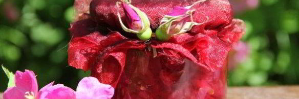 варенье из лепестков шиповника